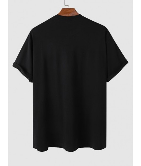 Men's Japanese Sea Wave Printed Short Sleeves Crew Neck T-shirt And Chinese Style Fish Dragon Sea Wave Printed Vacation Beach Board Shorts Set Men's Japanese Sea Wave Printed Short Sleeves Crew Neck T-shirt And Chinese Style Fish Dragon Sea Wave Printed Vacation Beach Board Shorts Set